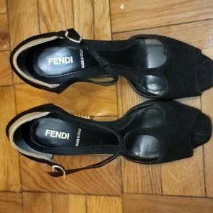 Fendi peep toe shoes